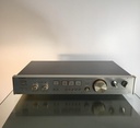 Préampli Luxman C02